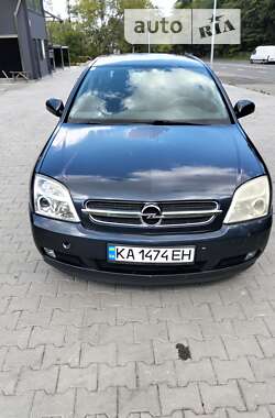 Седан Opel Vectra 2002 в Киеве