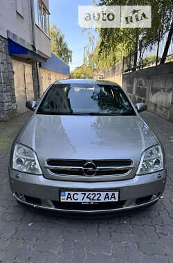 Седан Opel Vectra 2004 в Луцке