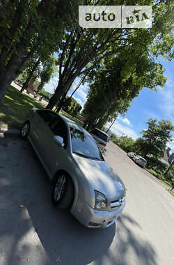 Лифтбек Opel Vectra 2002 в 
