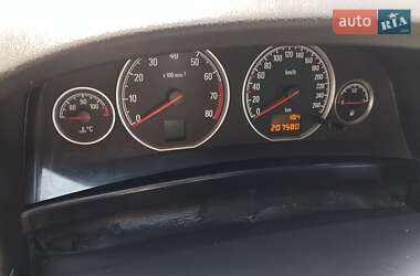 Седан Opel Vectra 2005 в Смеле