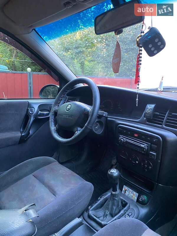 Универсал Opel Vectra 2001 в Тернополе