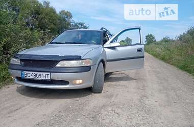 Універсал Opel Vectra 1998 в Львові