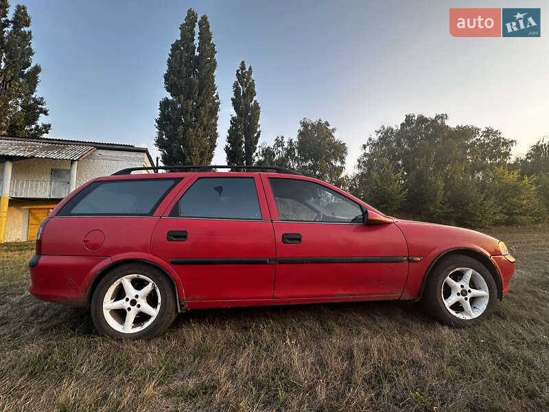 Универсал Opel Vectra 1998 в Тальном