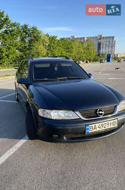 Универсал Opel Vectra 2000 в 
