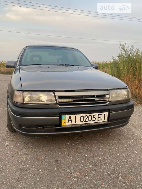 Седан Opel Vectra 1993 в Броварах