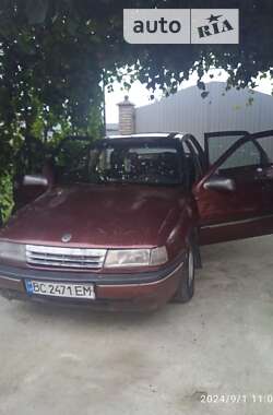 Седан Opel Vectra 1990 в Самборі