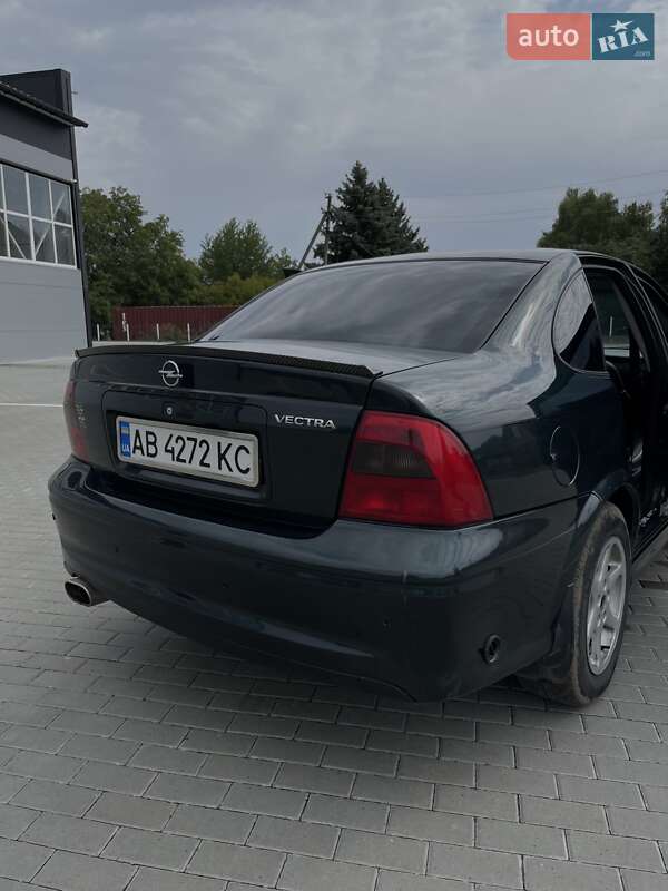 Седан Opel Vectra 2000 в Бершади