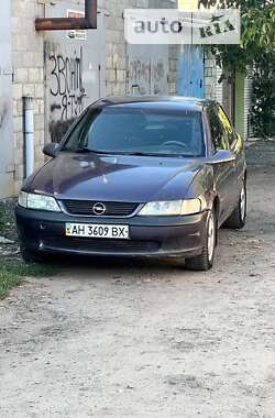 Седан Opel Vectra 1996 в Бердичеві