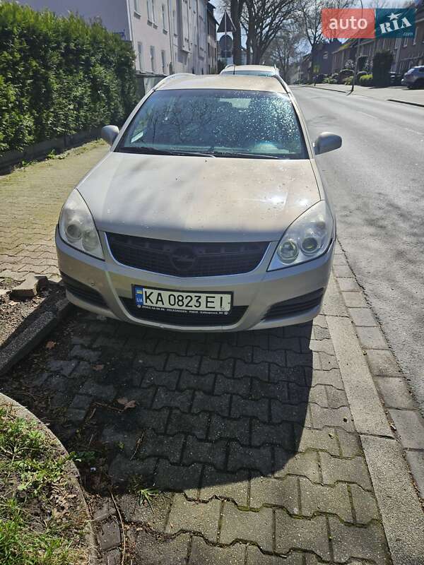 Универсал Opel Vectra 2005 в 