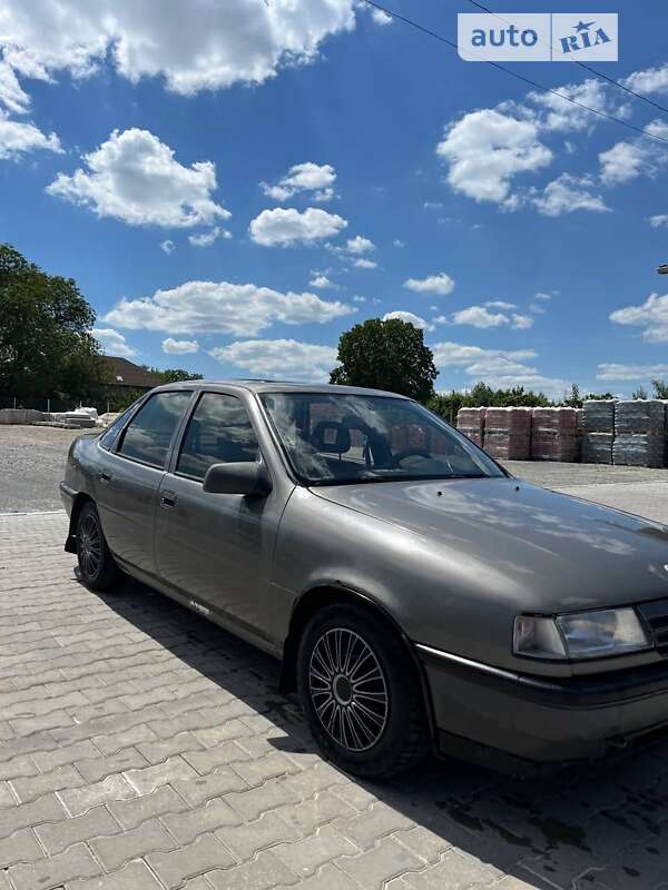 Седан Opel Vectra 1991 в Сокирянах фото 4 Седан Opel Vectra 1991 в Сокирянах