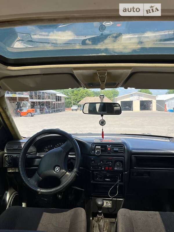 Седан Opel Vectra 1991 в Сокирянах фото 11 Седан Opel Vectra 1991 в Сокирянах