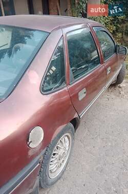 Седан Opel Vectra 1990 в Тернополе