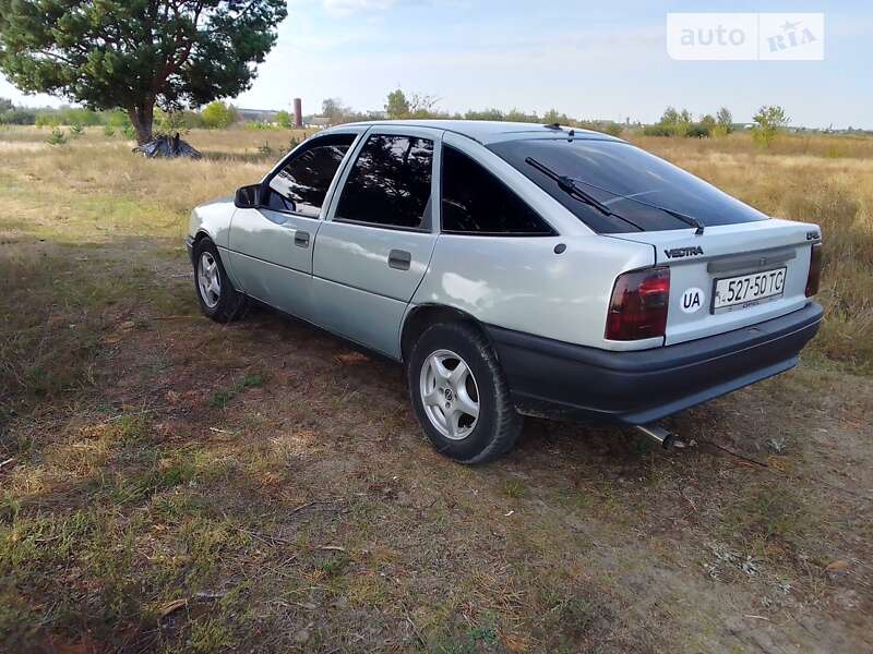 Лифтбек Opel Vectra 1989 в Ковеле