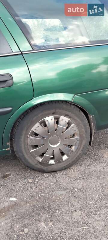 Универсал Opel Vectra 1997 в Апостолово