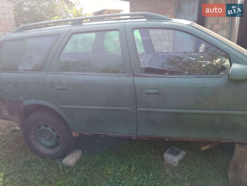 Универсал Opel Vectra 1997 в 