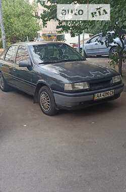 Лифтбек Opel Vectra 1991 в Киеве