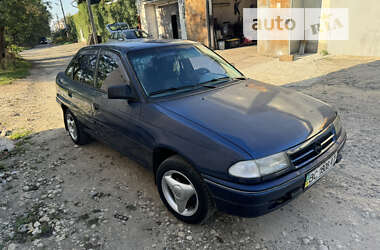 Седан Opel Vectra 1993 в Львове