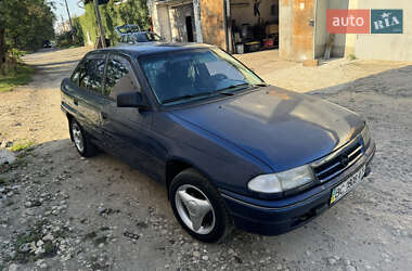 Седан Opel Vectra 1993 в Львове