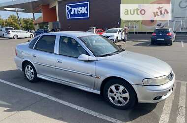 Седан Opel Vectra 2001 в Сумах