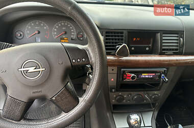 Седан Opel Vectra 2002 в 
