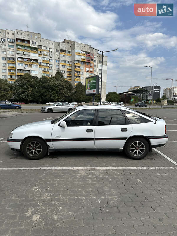 Лифтбек Opel Vectra 1991 в Одессе