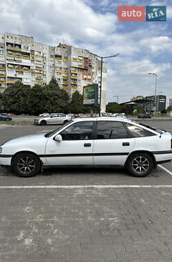 Лифтбек Opel Vectra 1991 в 