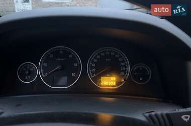 Универсал Opel Vectra 2004 в 