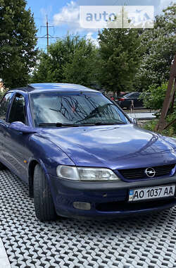 Седан Opel Vectra 1996 в Ужгороде