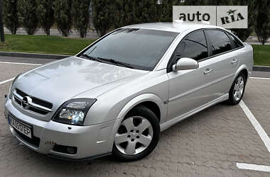 Ліфтбек Opel Vectra 2004 в Києві