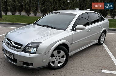 Лифтбек Opel Vectra 2004 в Киеве