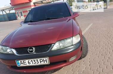 Лифтбек Opel Vectra 1998 в Днепре