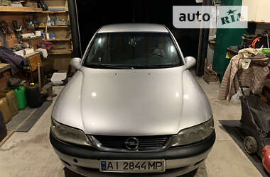 Лифтбек Opel Vectra 1998 в Коцюбинском