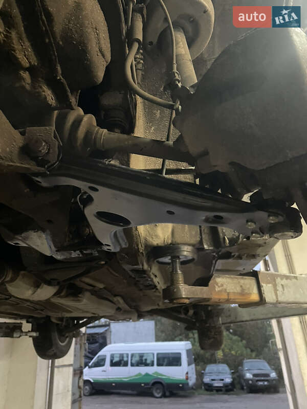 Седан Opel Vectra 2000 в Львове