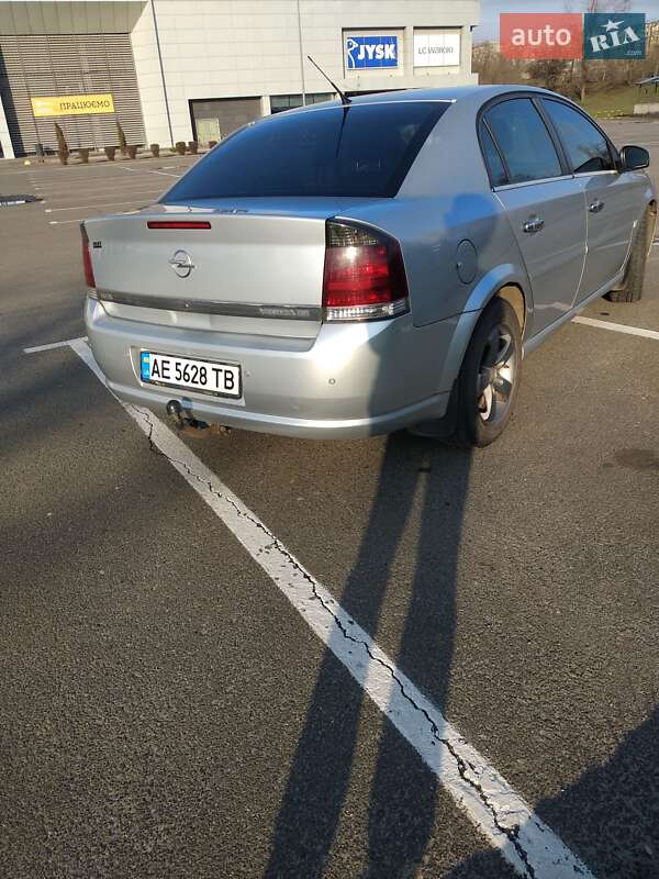 Седан Opel Vectra 2006 в Кривом Роге