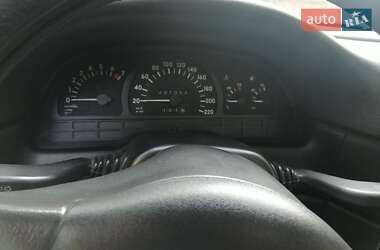 Седан Opel Vectra 1990 в 