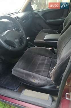Седан Opel Vectra 1990 в 