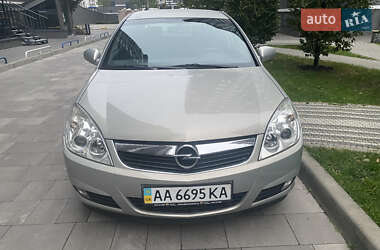 Седан Opel Vectra 2005 в Киеве