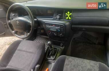 Универсал Opel Vectra 1997 в 
