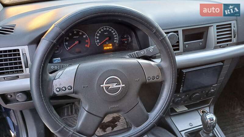 Седан Opel Vectra 2004 в Киеве фото 6 Седан Opel Vectra 2004 в Киеве
