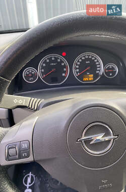 Седан Opel Vectra 2008 в Ирпене