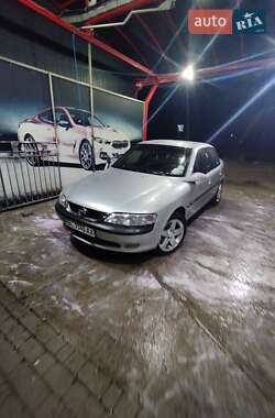 Седан Opel Vectra 1998 в Яворове