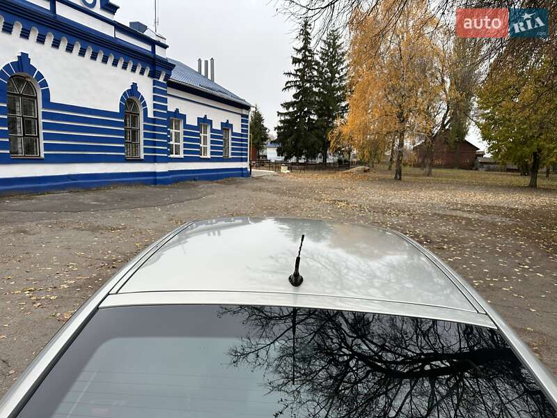 Лифтбек Opel Vectra 2006 в Лебедине