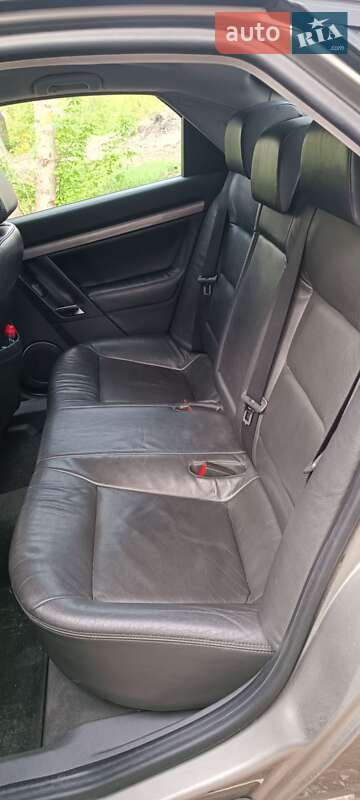 Лифтбек Opel Vectra 2004 в Киеве