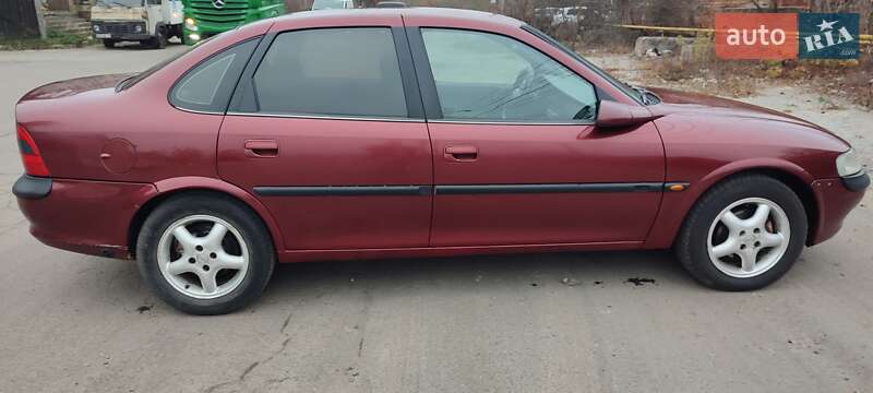 Седан Opel Vectra 1997 в Ровно