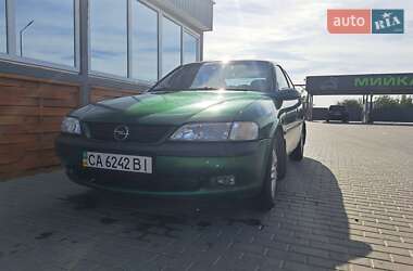 Седан Opel Vectra 1997 в Черкасах