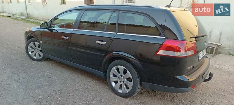 Універсал Opel Vectra 2008 в Івано-Франківську