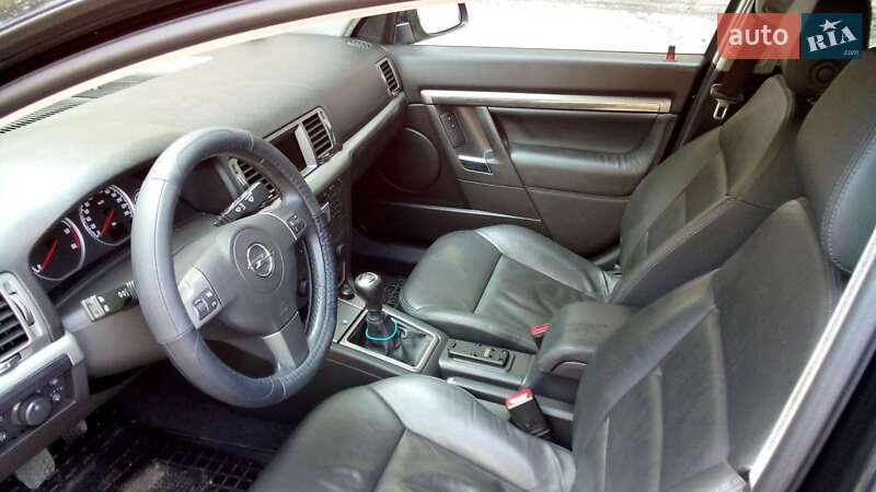 Універсал Opel Vectra 2008 в Івано-Франківську