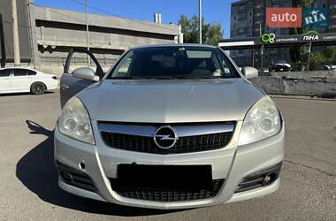 Седан Opel Vectra 2007 в Львові