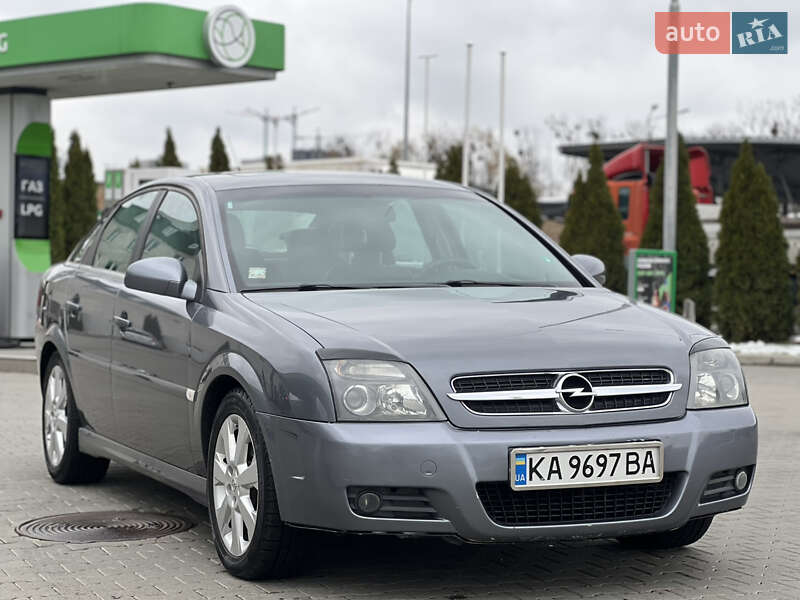 Лифтбек Opel Vectra 2003 в Киеве