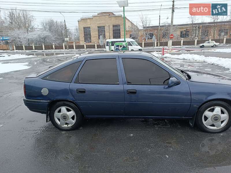 Ліфтбек Opel Vectra 1989 в Вінниці